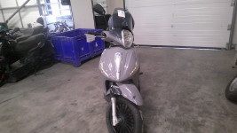 PIAGGIO BEVERLY 125 Accidenté RSV N°21108