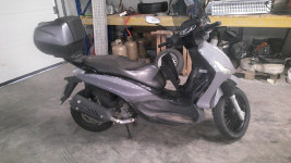 PIAGGIO BEVERLY 125 Accidenté RSV N°21108