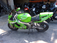 KAWASAKI ZX-9R accidentée RSV N°16532