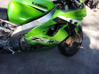 KAWASAKI ZX-9R accidentée RSV N°16532