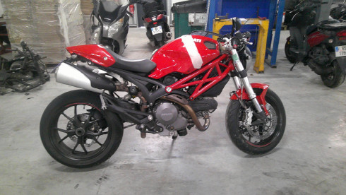 DUCATI 796 MONSTER Accidentée RSV N°19505