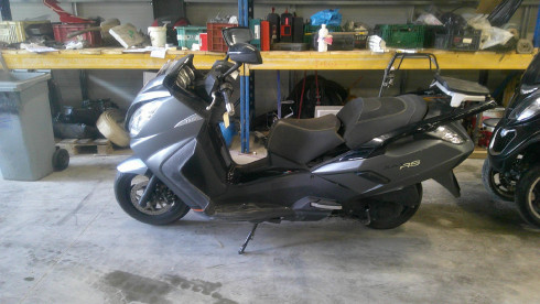 PEUGEOT SATELIS en lot ou à l