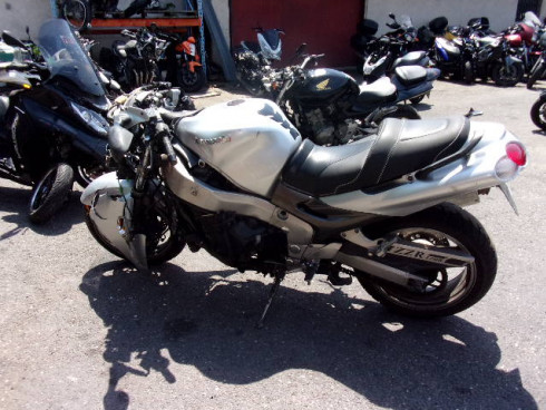 KAWASAKI ZZR 1200 accidentée RSV N°16145