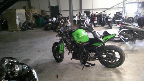 KAWASAKI NINJA 650 Accidentée vRSV N°20564