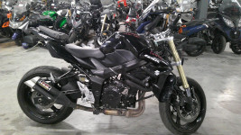 SUZUKI GSR 750 Accidentée RSV N°20475