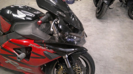 HONDA CBR 900 RR  accidentée RSV N°17818