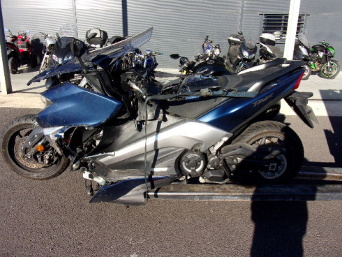 YAMAHA TMAX 530 DX ACCIDENTE RSV N°16868