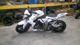 HONDA CB 1000 R accidentée RSV N°17981