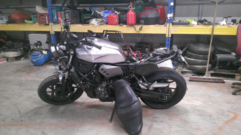 YAMAHA XSR 700 ACCIDENTE RSV N°21378