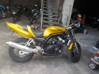 YAMAHA FAZER en lot ou à l