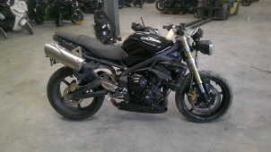 TRIUMPH STREET TRIPLE 675 ACCIDENTE RSV N°18155