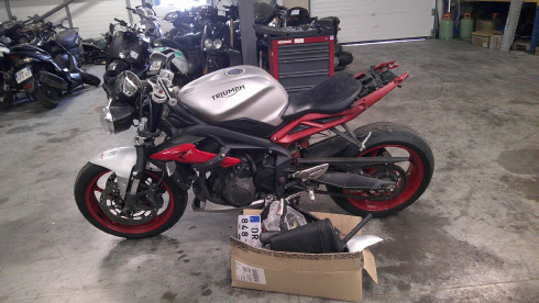 TRIUMPH STREET TRIPLE 675 RX Accidente RSV N°21070