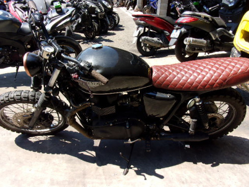 TRIUMPH BONNEVILLE 865 T100 IE ACCIDENTE RSV N°16651
