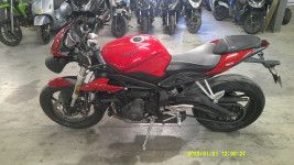 TRIUMPH Street Triple 660 ACCIDENTE RSV N°21987