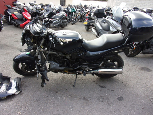 TRIUMPH Trophy accidentée RSV N°15139