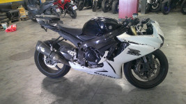 SUZUKI GSX-R 750 ACCIDENTE RSV N°22463