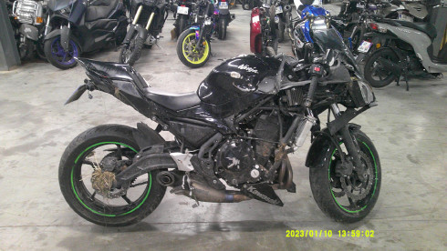 KAWASAKI NINJA 650 ACCIDENTE RSV N°21934